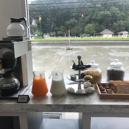 White House By 88 Hotel Phang Nga Luaran gambar